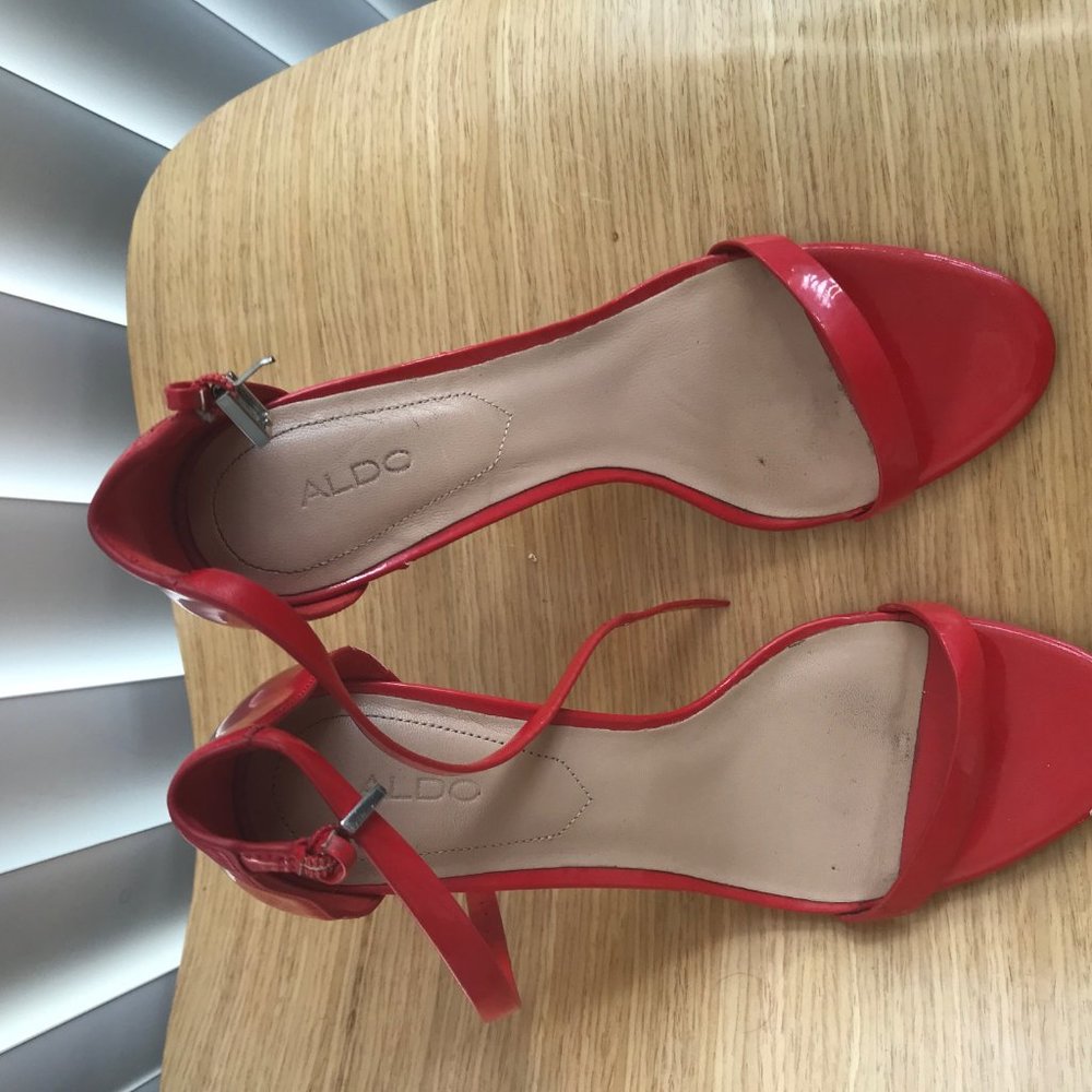 Red Stilletos - Picture 2 of 10